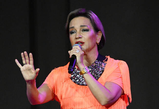 Буланова пожаловалась на тяжелую зиму