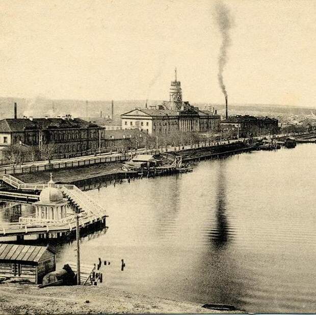 Два века. Ижевский завод 19 век. Ижевский оружейный завод 1807 год. Ижевский оружейный завод 1812. Ижевский завод 1760.