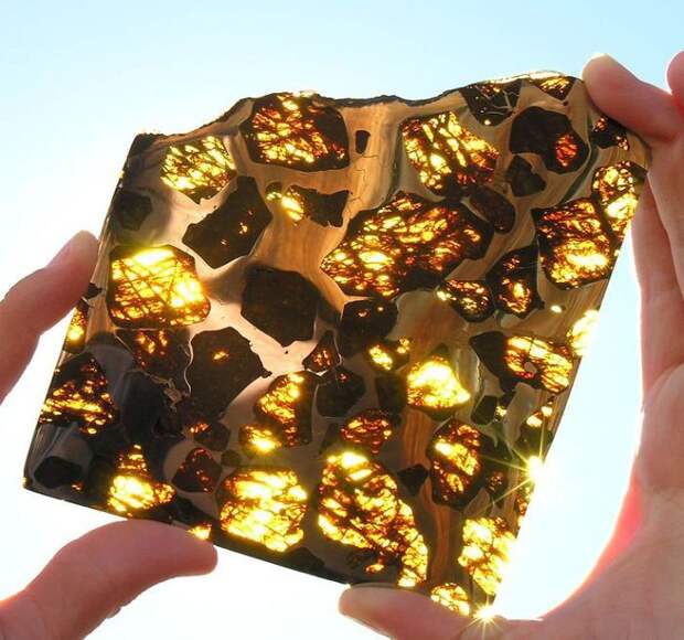 Метеорит Фукан камень, красота, минерал