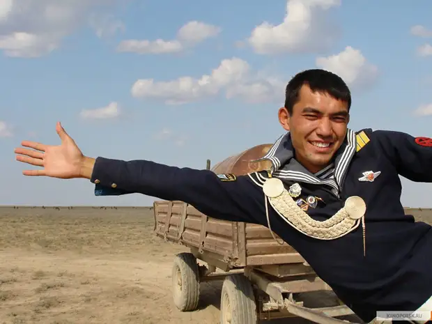 «Люблю случайное — от этого картина живая получается»: Сергей Дворцевой о съёмках «Айки» и ожиданиях от «Оскара»