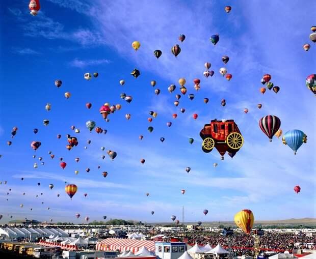 BalloonFestivals12 Самые зрелищные фестивали воздушных шаров