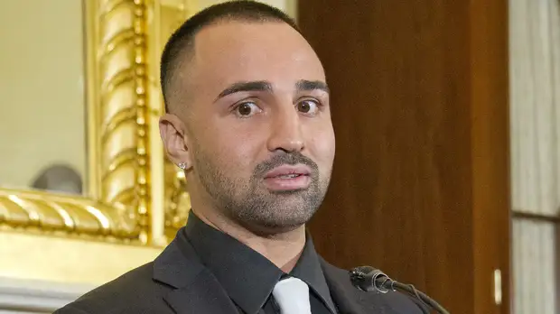 Малиньяджи плюнул в лицо Лобову во время дуэли взглядов