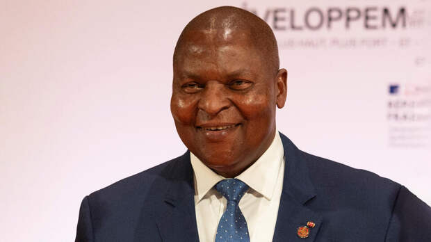 Путин поздравил президента ЦАР с победой на выборах