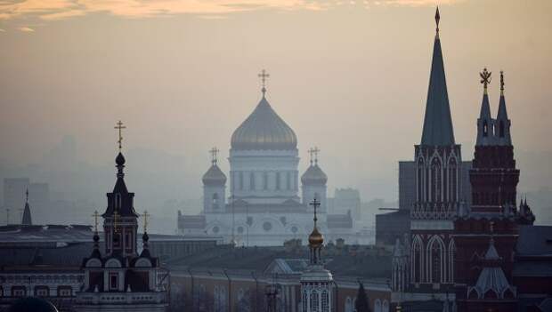 Вид на центр Москвы с крыши Центрального детского магазина на Лубянке Вид на центр Москвы с крыши Центрального детского магазина на Лубянке