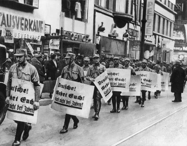 Hetzmarsch in Berlin gegen Juden