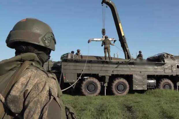 ВС России и Белоруссии начали второй этап учений с нестратегическим ядерным