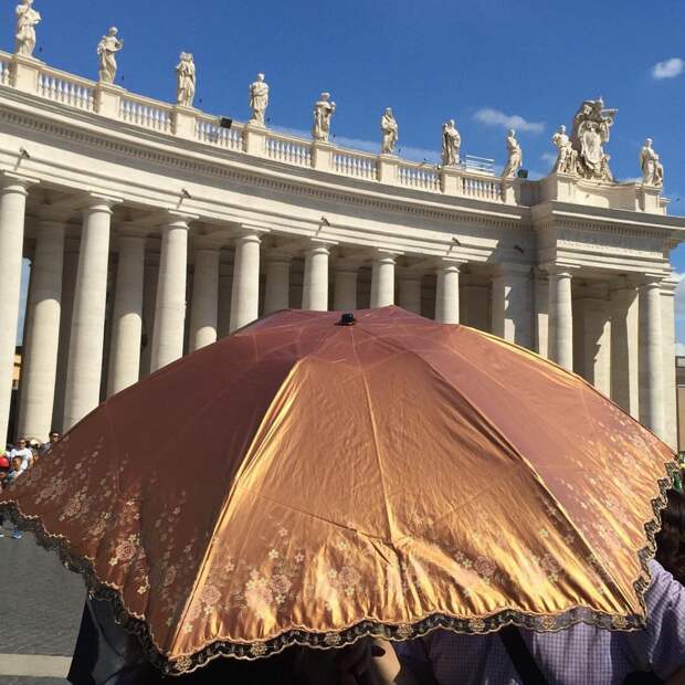 Saint Peter's Square | accessories, travel, Italy, Rome, Vatican, sky, vintage, romantic, victorian, baroque, rococo, aesthetic, inspiration, umbrella, places, bohemian | Allegory of Vanity