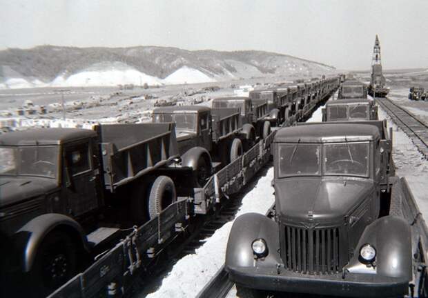 МАЗ 200 - первый большегрузный автомобиль в СССР  $200, автомобиль, большегрузный, маз, первый, ссср