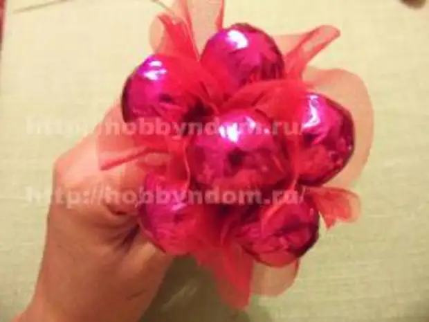 Букет из конфет - Малина. Своими руками
