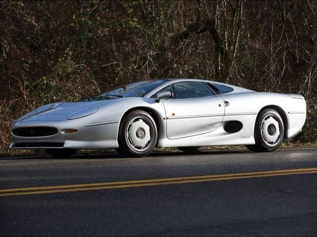 Jaguar XJ220 – не добившийся успеха суперкар jaguar, jaguar xj220, авто, автоаукцион, автомобили, олдтаймер, спорткар, суперкар