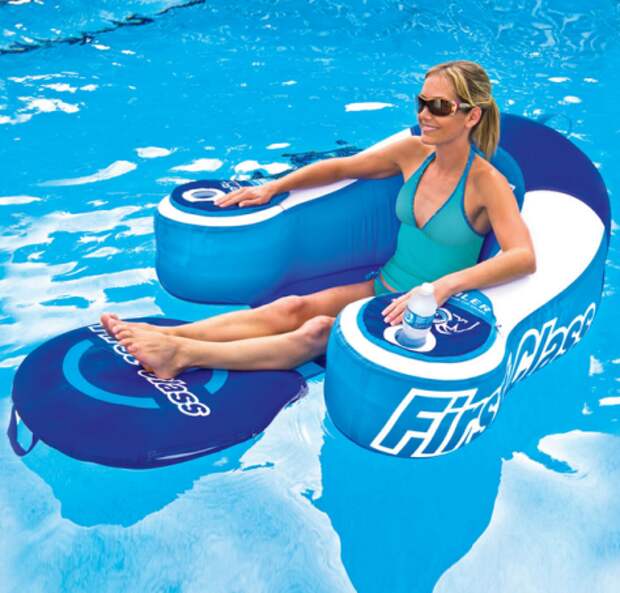 The-Drink-Cooling-Pool-Lounger