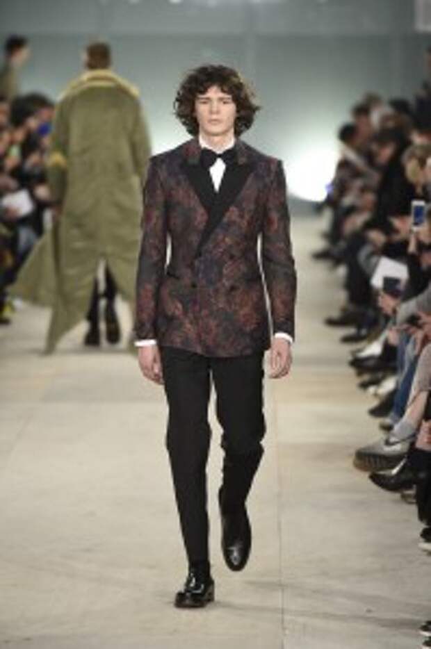 LOOK8