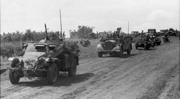 8Sd.Kfz. 221-260.jpg