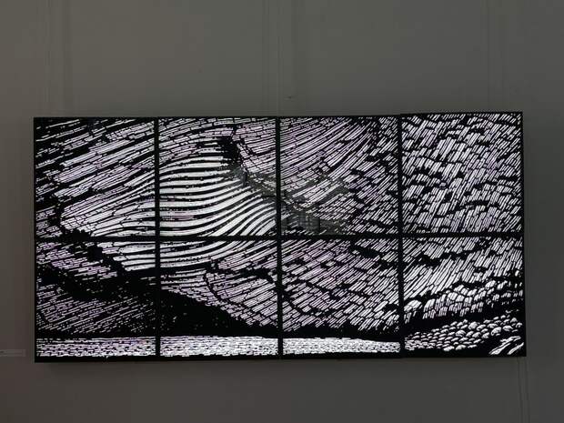 Стекло, ты просто космос: в РАХ открылась выставка Юлии Мерзликиной