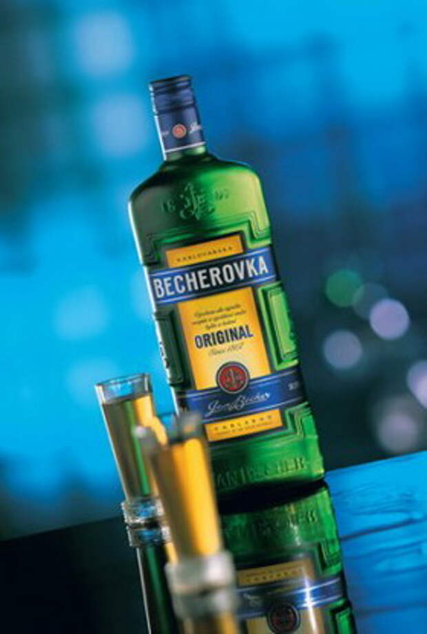 http://www.ararat.kiev.ua/download/Becherovka.jpg