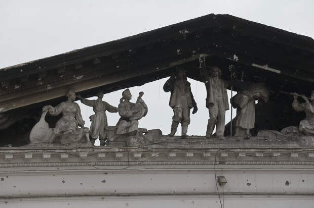 В ДНР рассказали о провокации ВСУ с театром в Мариуполе