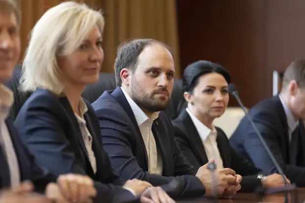 Президентская академия и «Ростелеком» договорились о цифровом партнёрстве