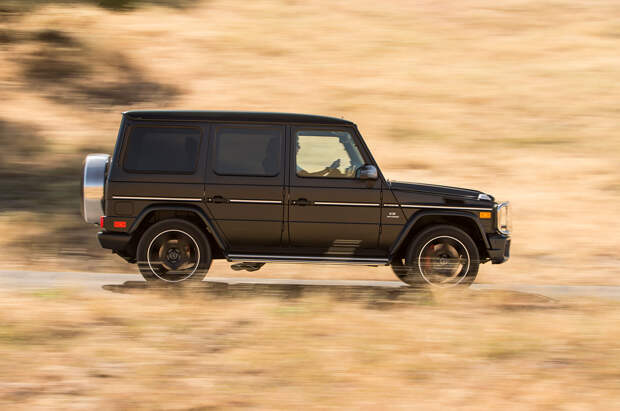 Mercedes-Benz G 63 AMG. Мощность мотора: 536 л./c.; максимальная скорость: 281 км/ч. (Mercedes-Benz)