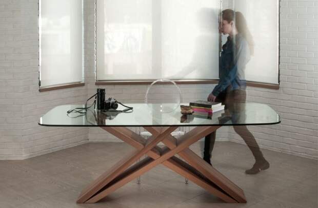 Сборная мебель, дизайнерская мебель стол