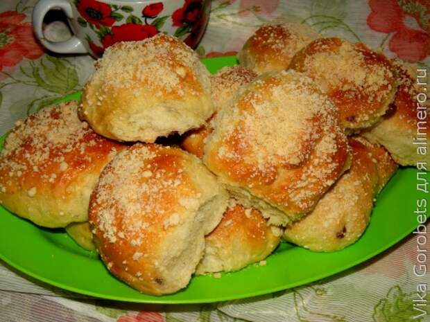 Майские булочки Майские булочки