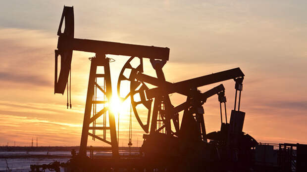 Нефтяная отрасль выбралась из кризиса: в Россию снова хлынули сверхдоходы