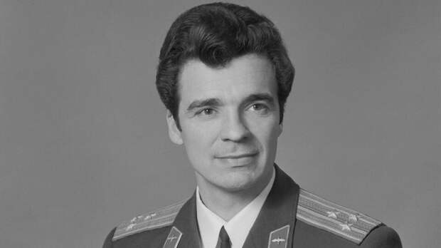 В Госдуме назвали человеком выдержки скончавшегося летчика-космонавта Зудова
