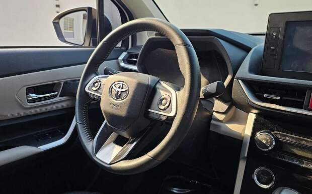 В России появилась надежная семейная Тойота с очень приятной ценой