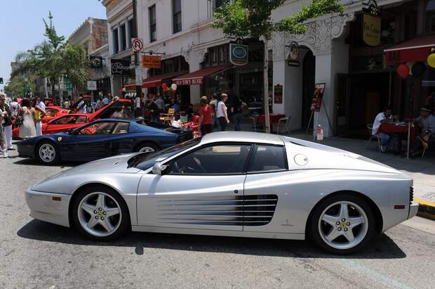 Слет обладателей автомобилей Ferrari в Колорадо (61 фото) Слет обладателей автомобилей Ferrari в Колорадо (61 фото)