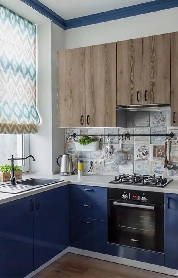 Рабочая зона на кухне прямо у окна: 7 потрясающих дизайн-идей