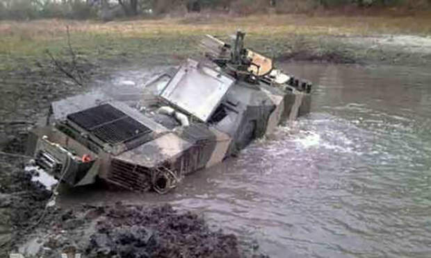 Врождённый идиотизм. Боевики ВСУ утопили 26 единиц техники