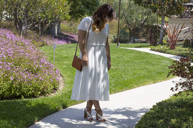 casual-summer-look-in-a-dress