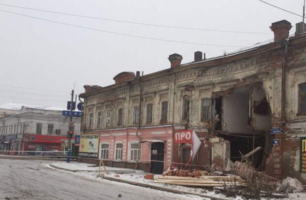 Здание в Арзамасе, где останавливался Лев Толстой, несколько лет назад было разрушено Здание в Арзамасе, где останавливался Лев Толстой, несколько лет назад было разрушено