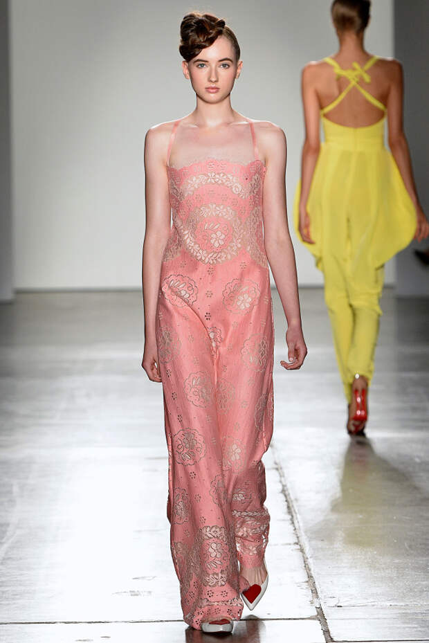 Stella-Nolasco-SS16-011
