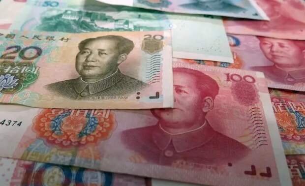 Центробанк: китайский юань станет основной иностранной валютой России