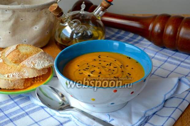 Фото Морковный суп-пюре с белой фасолью