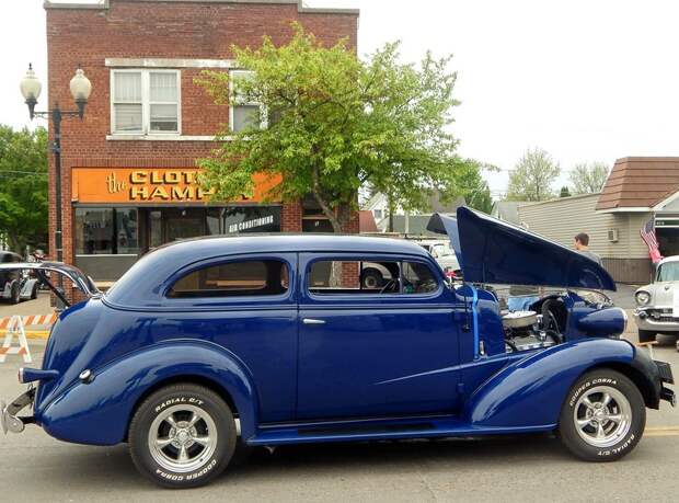 Выставка ретро-автомобилей в штате Висконсин авто, выставка, олдтаймер, ретро автомобили