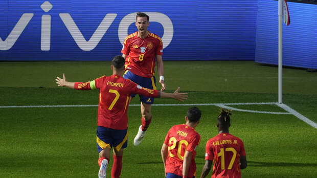 Испания забила Хорватии два гола за три минуты в матче Евро-2024