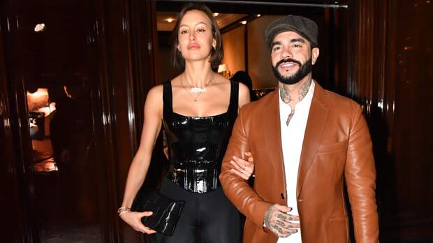 Возлюбленная Тимати показала живот спустя полгода после родов