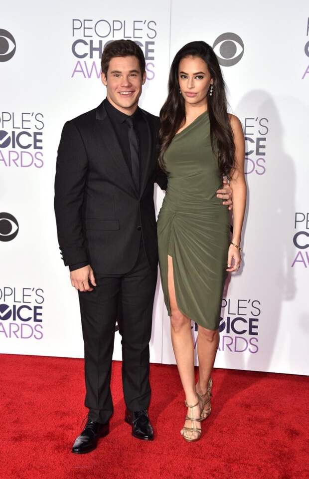 adam-devine-chloe-bridges