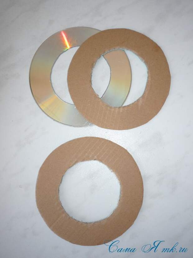 подхваты держатели для штор из CD дисков и шпагата  10