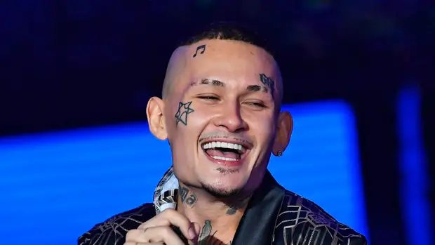 Суд оштрафовал Google на 3 миллиона рублей за клип Моргенштерна "Розовое вино"