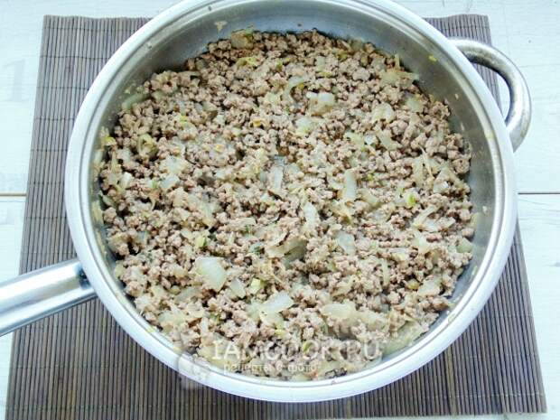 Обжарить фарш