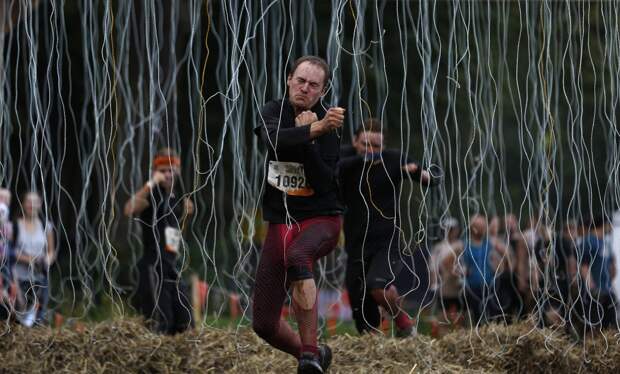 Шоковая терапия в немецких соревнованиях на выносливость «Tough Mudder». 