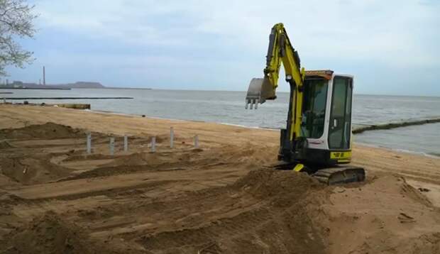 Реконструкцию набережной в Мариуполе завершат к пляжному сезону