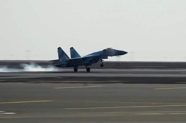 Эксперт Матвийчук рассказал об устрашающем «танце» Су-35 на Балтике