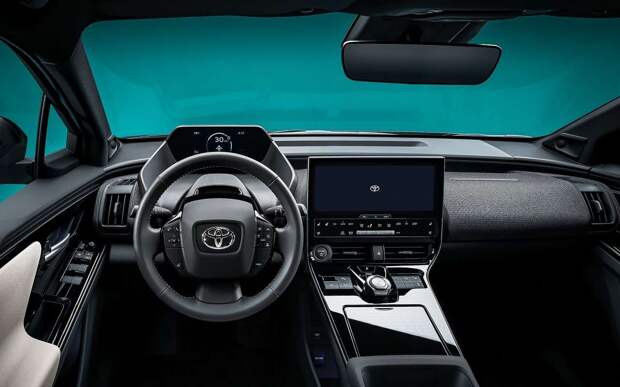 В Россию приедет ранее неизвестный на нашем рынке кроссовер Toyota