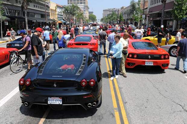 Слет обладателей автомобилей Ferrari в Колорадо (61 фото) Слет обладателей автомобилей Ferrari в Колорадо (61 фото)