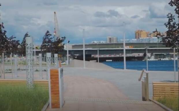 У «Лахта Центра» в Петербурге открыли общественное пространство