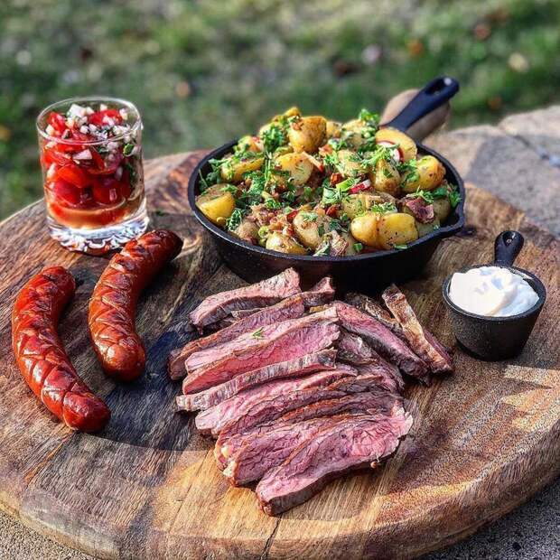 Вредная, но очень вкусная настоящая мужская еда Вредная, но очень вкусная настоящая мужская еда аппетит, еда, мужская еда, мясо
