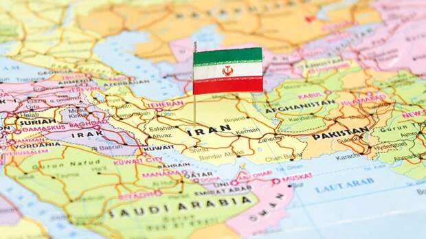 Страны Персидского залива грозят ответить на иранские удары